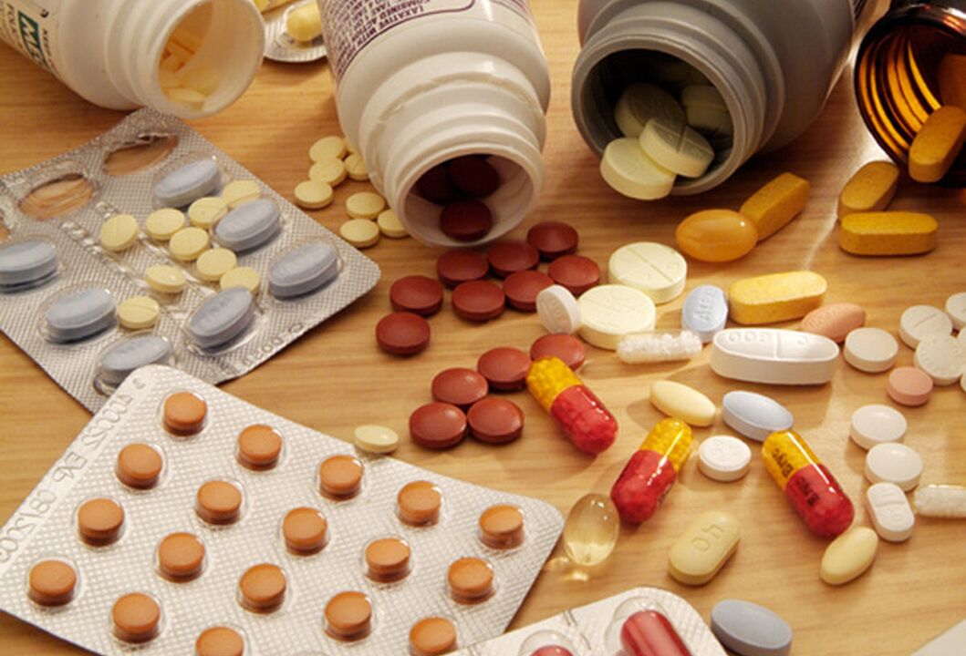 Eine Vielzahl von Medikamenten zur Behandlung von Prostatitis. 